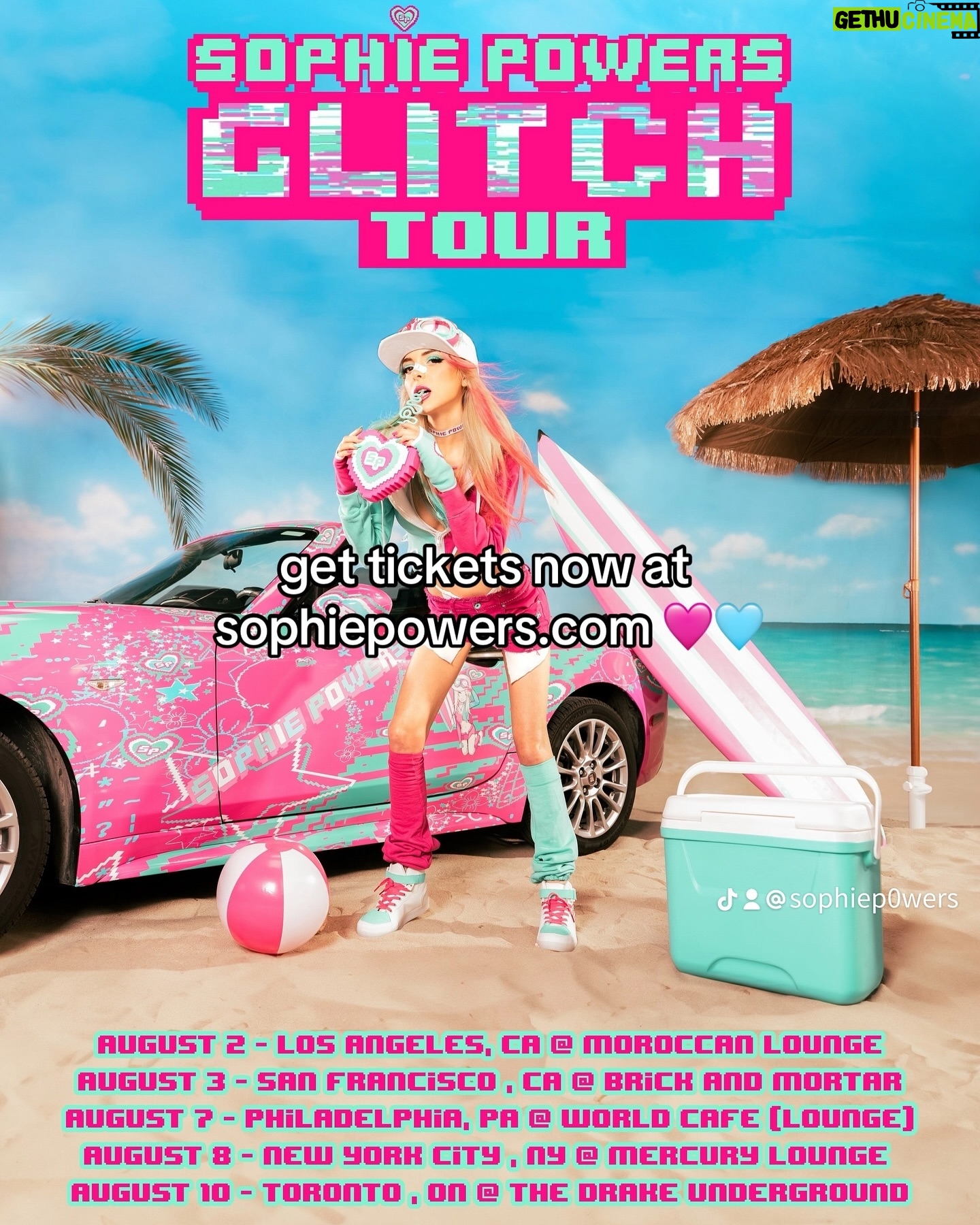 Sophie Luborsky Instagram - glitch summer !! π©΅π©· swipe to understand the assignment ππ€and lmk what city ur coming to π iβm so excited bjgdsegbkmbvyvklnvgpmyda - - - - - - - - - - - - - - - #alt #explore #altgirls