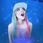 Sophie Luborsky Instagram - woah… i dropped this song under the sea 🐟🩷 🩵sea what i did there? and there < 😛 this is ur reminder to stream my song woah!! ft. kets4eki ‼️ @drclips🎥 - - - - - - - - - #newmusic #egirl #reels #a e s t h e t i c #reelsinstagram #explorereels🤩 #vfx #harleyquinn #hayleywilliams #scenecore #emo #altpop #hyperpop #scene #scenekid
