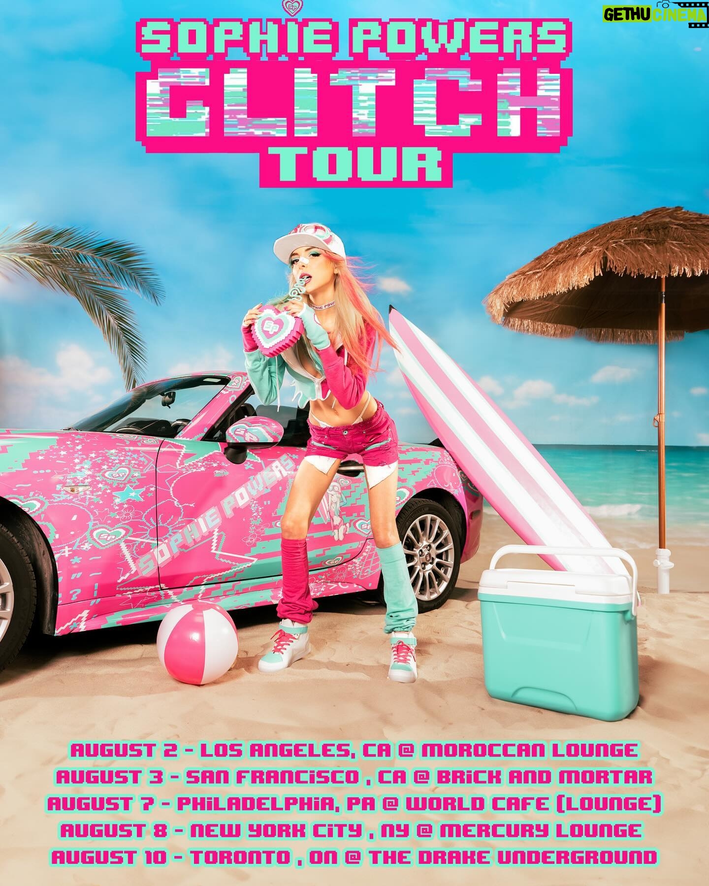 Sophie Luborsky Instagram - excited to announce that the artist pre sale code is up now for the glitch tour! 🤍🩷🩵 code: woah sophiepowers.com ily powerpuffs! cant wait!!!