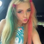 Sophie Luborsky Instagram - glitch summer !! 🩵🩷 swipe to understand the assignment 📝🤝and lmk what city ur coming to 🌟 i’m so excited bjgdsegbkmbvyvklnvgpmyda - - - - - - - - - - - - - - - #alt #explore #altgirls