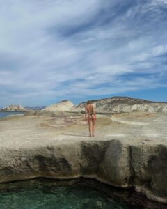 Sophie Nélisse Instagram - 🇬🇷