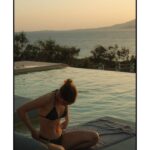 Sophie Nélisse Instagram - Bits