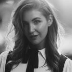 Sophie Nélisse Instagram - Dans l’oeil de @gmosry