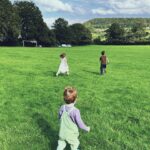 Sophie Rundle Instagram - Green apples and the last of this sweet, gentle, good for the soul summer.