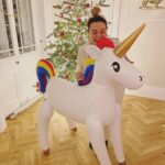 Sophie Rundle Instagram - Bafflingly, the boys weren’t interested in having their photo taken with the giant inflatable unicorn last night. Happy new year everyone! ✨💕🦄🍸 Sparkly dress of DREAMS by @needleandthreadlondon 👗 Sparkly best mate of 20 years by @sophie__stylist 🦄 ✨
