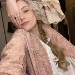 Sophie Rundle Instagram - New episode of Gentleman Jack tonight BBC One at 9pm ✨💕 So to celebrate here are some pictures of me - with my priorities firmly in the right place - sat in my trailer enjoying my sleeves between scenes #Focus #TheCraft #TheSleeves