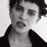 Sophie Thatcher Instagram - @calvinklein 🖤🔱 #mycalvins #ad @VMagazine's V140 Spring Preview 2023 Issue Photography: @daniellamidenge Fashion: @nicolaformichetti Interview: @mathiasrosenzweig Makeup: @nikimnray (The Visionaries) Hair: #DaniellaMidenge