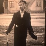 Sophie Thatcher Instagram - teddy girls - ken russell 🖤🎁🪢