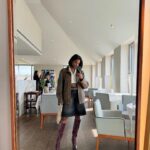 Soraia Tavares Instagram - Aquele outfit check de espelho “ca gente” respeita ✌🏾 Boa Segunda-feira #espelhoespelhomeu