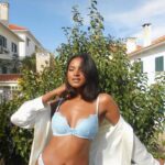 Soraia Tavares Instagram - Spring is coming with color and elegance 🪻🌸 @intimissimiofficial #intimissimigirls #intimissimi