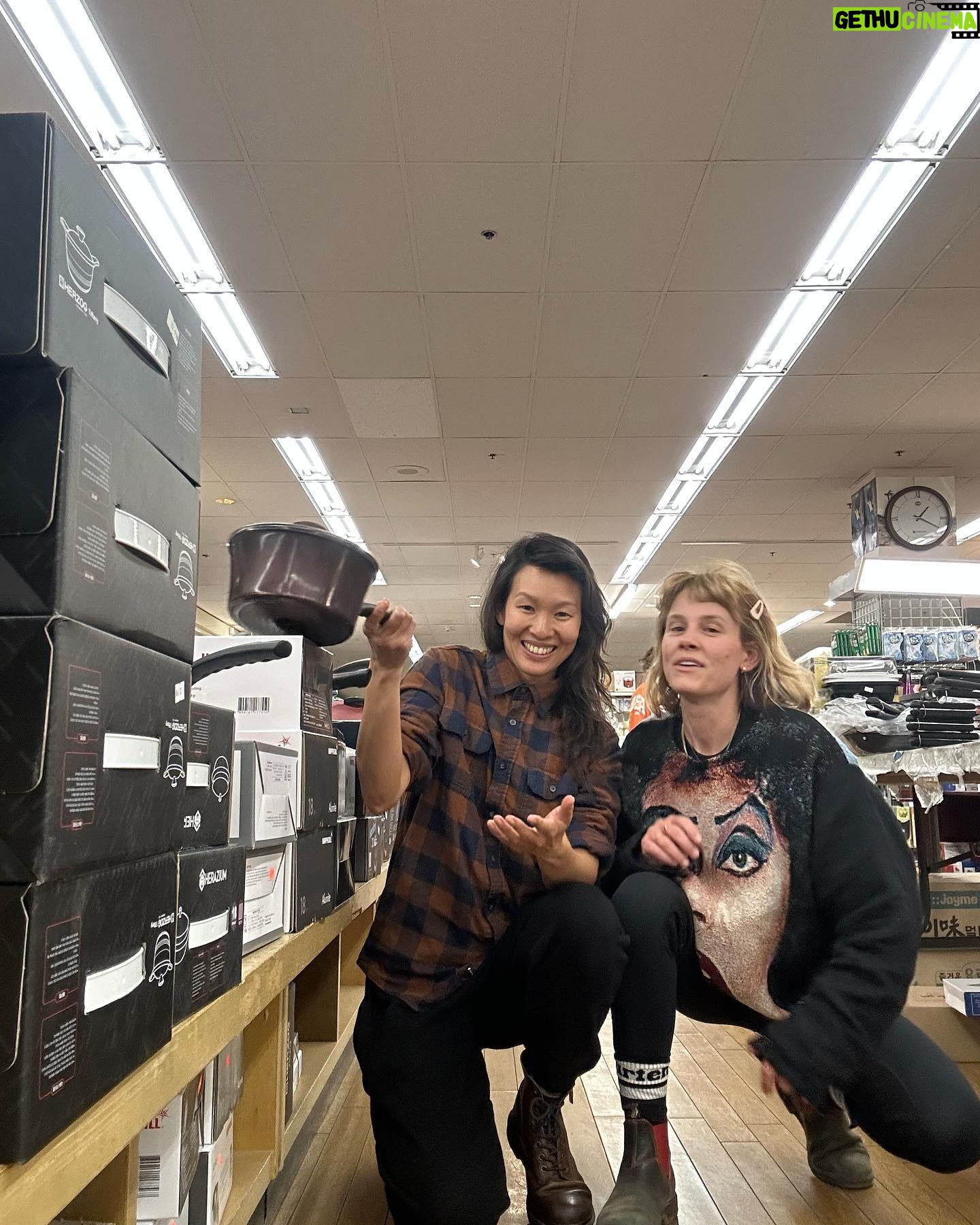 Sosie Bacon Instagram - We thought these pictures were very good cool and artsy