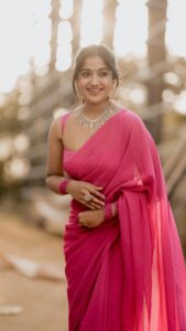 Soundarya Reddy Instagram - 🌸☀️ Designed by - @soundaryareddy_official (myself) Vc - @viki_pixer Makeup & hairstyle - @iniyamakeover Jewellery- @new_ideas_fashions Ve- @anantha_kumar_12
