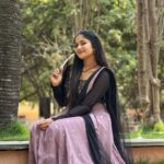 Soundarya Reddy Instagram - క్రోధినామ సంవత్సర ఉగాది శుభాకాంక్షలు 🖤🌸 ಸರ್ವರಿಗೂ ಯುಗಾದಿ ಹಬ್ಬದ ಹಾರ್ದಿಕ ಶುಭಾಶಯಗಳು.! 🌸 Outfit - @chakrabortymukta