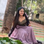 Soundarya Reddy Instagram - క్రోధినామ సంవత్సర ఉగాది శుభాకాంక్షలు 🖤🌸 ಸರ್ವರಿಗೂ ಯುಗಾದಿ ಹಬ್ಬದ ಹಾರ್ದಿಕ ಶುಭಾಶಯಗಳು.! 🌸 Outfit - @chakrabortymukta