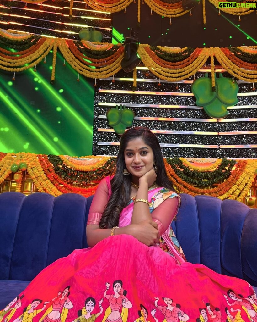 Actress Soundarya Reddy HD Instagram Photos and Wallpapers April 2024 ...