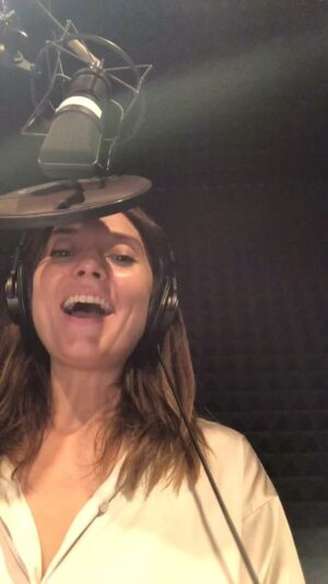 Spencer Grammer Instagram - Just chatting about my incest baby. Just in case you didn’t know there’s a little bit of horse in there so it makes it not as incestuous. I also voice the baby in this episode. I’ll be sharing more exclusive content like this for my subscribers only. This is just a little tease. #spencergrammer #rickandmorty #incestbaby