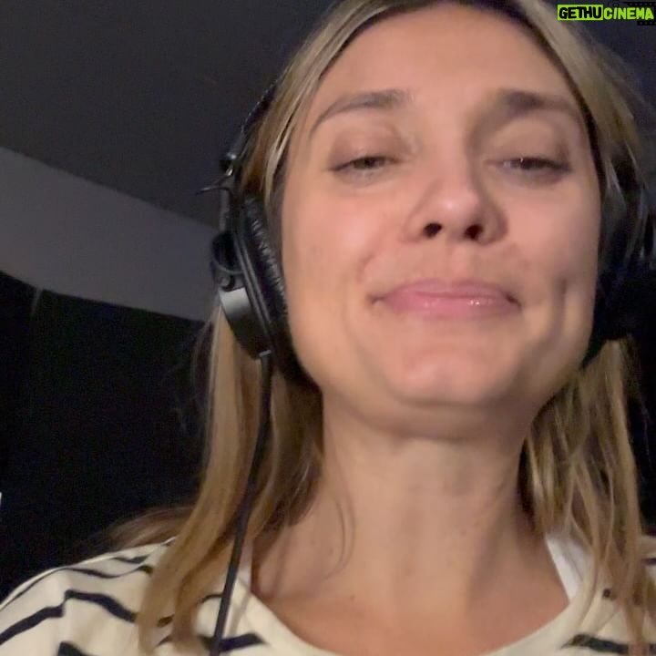 Spencer Grammer - 1.8K Likes - February #photodump 2024…
thank you to @wbd for the tickets to @lakers
The fun with my NYC friends and all the kitties I’ve snuggled along the way.