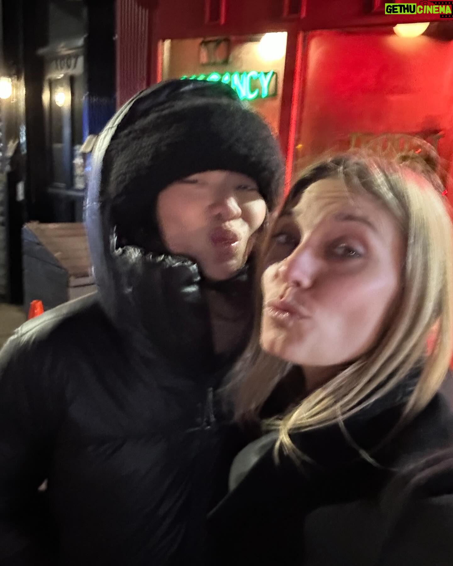 Spencer Grammer - 1.8K Likes - February #photodump 2024…
thank you to @wbd for the tickets to @lakers
The fun with my NYC friends and all the kitties I’ve snuggled along the way.