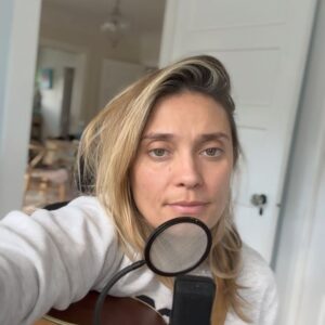 Spencer Grammer Instagram - February #photodump 2024… 

thank you to @wbd for the tickets to @lakers 

The fun with my NYC friends and all the kitties I’ve snuggled along the way.