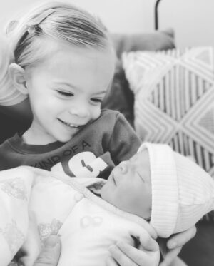 Spencer Locke Instagram - Christmas came early 💫
Our beautiful baby boy is here!! He arrived one month early and not a moment too soon. Thanking God for this little miracle who has stolen our hearts and rocked our world. Proud family of four, with two mini @chrismason_1 my work here is done 🥰🙃