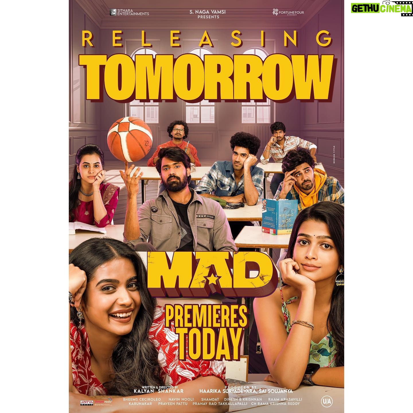 Sri Gouri Priya Instagram - #MAD ππ«ππ§π πππ₯πππ¬π ππ¨π¦π¨π«π«π¨π° π€© Newly added Paid Premieres goes FAST FILLING πΊ, More special shows are being added! π₯³ Grab your tickets now π @kalyanshankar9 @nagavamsi19 @harika_1931 #SaiSoujanya @narnenithiin @sangeeth_shobhan @ramnitin_ @gouripriyareddyy @ananthika_sanilkumar @gopikaaudayan @bheemsceciroleo @navinnooli @shamdat @dineshkrishnandp @fortune4cinemas @adityamusicindia In cinemas #MADon6thOctober π₯³