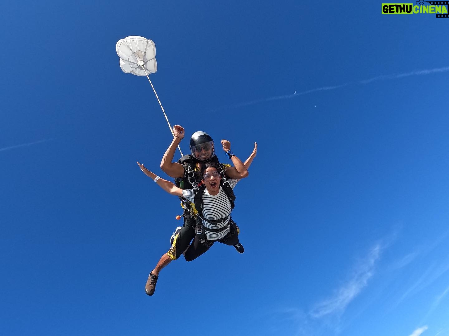 Sri Gouri Priya Instagram - Hello from the other side - part1!👋🏼☁️💙 Skydiving, check!✔️😁