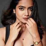 Sri Gouri Priya Instagram - 🖤🔥 . . Shot by @arungnanavel MUA - @aura_makeoverartistry