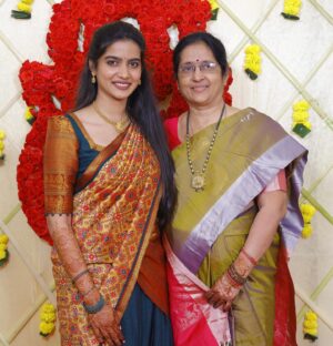 Sri Gouri Priya Instagram - మా బంగారు అమ్మ, వసుంధర. 1966 - ∞ ❤️✨