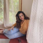 Srishti Ganguli Rindani Instagram – On public demand, last photo is back. ❤️