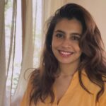 Srishti Ganguli Rindani Instagram – On public demand, last photo is back. ❤️