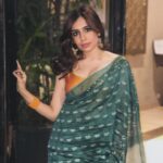 Srishti Ganguli Rindani Instagram - Makeup lagaya tha toh socha lage haath modalling kar hi lu…