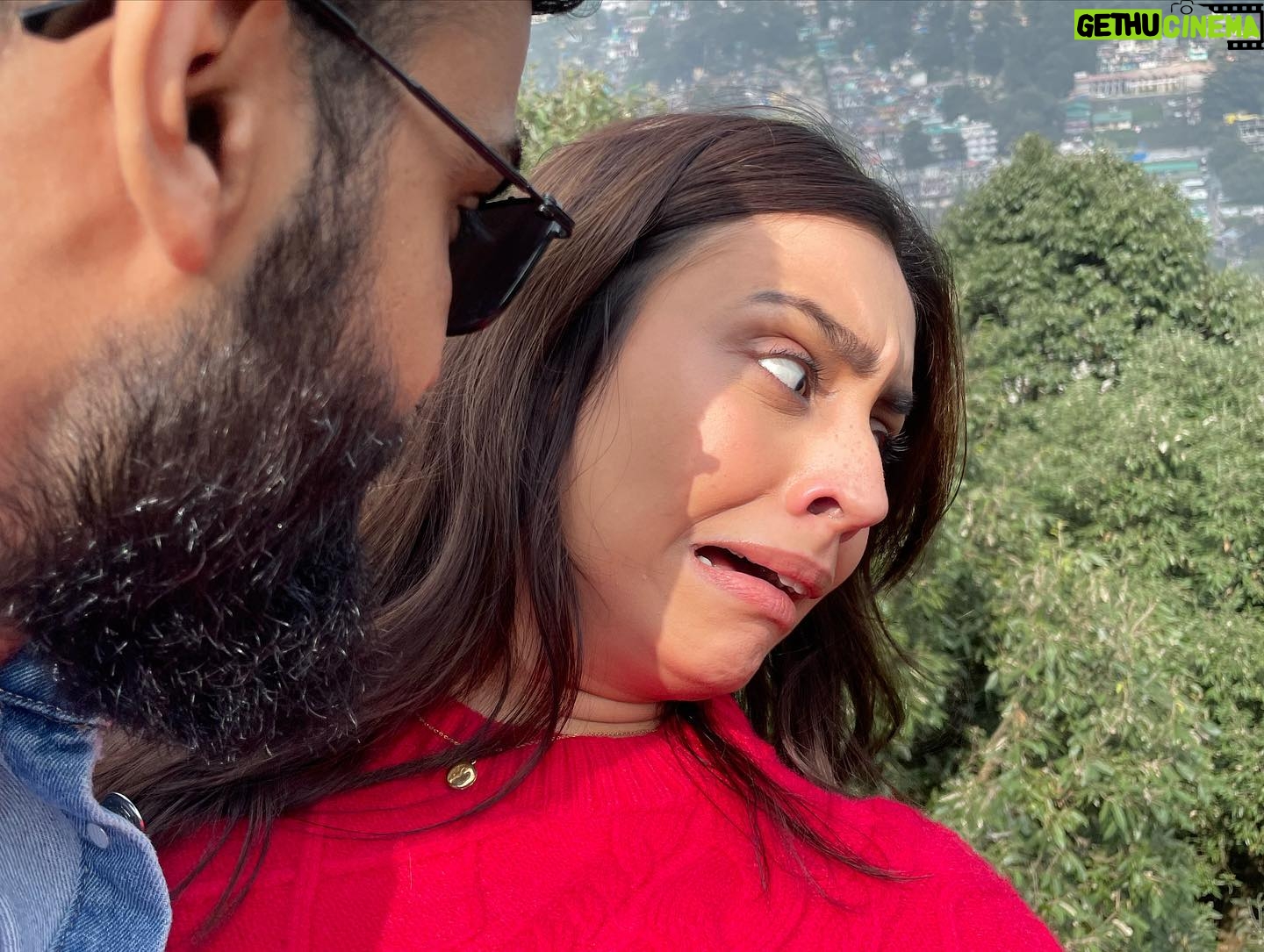 Srishti Ganguli Rindani Instagram - Haar kar jeetne waale ko baazigar kehte honge. Lekin har roz haar kar jeetne ki ummeed rakhne waale ko actor kehte hai.
