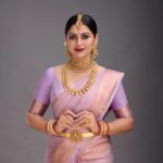 Sruthi Lakshmi Instagram - "MILA GOLD & DIAMONDS" A Legacy of Trust and Quality 💜💜💜 Photography & post production @plan.b.actions @jibinartist Camera team @dayonphotos @abishek_ps @maneeshbaby Video @heera.fashion Lights @crew6rentals Studio @threedotsfilmstudio Styling by @sabarinathk_ Dolledup by @sreegeshvasan_makeupartist