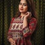 Sruthi Lakshmi Instagram - Here is the gorgeous actress @lakshmi.sruthi in a mesmerizing blend of creativity and style from Byhand that leaves hearts enchanted. The outfit showcases the perfect blend of tradition and contemporary fashion. Muse - @lakshmi.sruthi Photography- @gladmantisphotography MUA - @divyas_makeover_ Ajrakh printed Red Panel Anarkali with Off-White hand embroidered Yoke. Free shipping in India for orders above 1999/- DM us for more details or WhatsApp to 91 6282187583 Visit https://byhand.in/ Worldwide shipping available DM for prices and enquires.