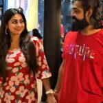 Sruthi Lakshmi Instagram - Let's make this Valentine's week a memorable one ❤️🎁😍 #valentines #couplegoals #love #loveisintheair #foodlover #candlelightdinner #romanticcouples #foodiecouple #memorableday #romance #datenight #specialoccasions