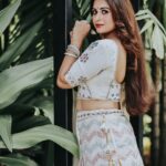 Sruthi Lakshmi Instagram - ❤️❤️❤️❤️❤️❤️❤️ @rk_wedding_mall @redfmmalayalam