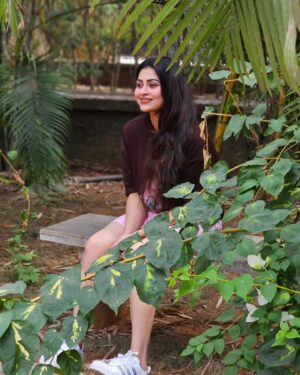 Sruthi Lakshmi Instagram - "Happiness held is the seed; Happiness shared is the flower."-.......

#naturelovers #flowerslovers