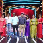 Sruthi Shanmuga Priya Instagram - RANJITHAMAE! Lakshmi team today at 1.00 pm in Sun tv ! Lot of fun and happiness with the team 💕 MUA : @kalaiartistry
