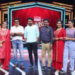 Sruthi Shanmuga Priya Instagram - RANJITHAMAE! Lakshmi team today at 1.00 pm in Sun tv ! Lot of fun and happiness with the team 💕 MUA : @kalaiartistry