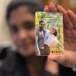 Sruthi Shanmuga Priya Instagram - Love and memories keep flooding to me everyday ❤️ yet another sweet gift from @kosmo.resin_art_n_wallet_card which has a memorable wallet card that I can carry in the place of Arvind’s picture! So meaningful. Also contains the Spotify code of “Nee kavithaigala” song at its back ❤️ A beach themed resin photo frame and a resin alphabet key chain with our pictures from the beach Photoshoot. Thank u for all of them! They are so cute to carry 🫰🏻 @kosmo.resin_art_n_wallet_card to order your own customised keychains, photo frame , wallet card , do check them out 🌸 #gifts #cuteness #bliss #memories #happinessallaround