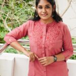 Sruthi Shanmuga Priya Instagram - Train your mind to see the good in everything. Positivity is a choice. The happiness of your life depends on the quality of your thoughts Kurti : @maybell_india #indianwear #kurti #traditional #positivity #bliss