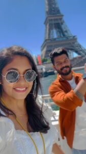 Sruthi Shanmuga Priya Instagram - Parakkava un ninaipaaga 🫶🏻🗼❤️🥰 @arvind__shekar Cherishing the forever favourite beautiful memory🦋 One from the bucket list in Seine river ♾️ #paris #eiffeltower #guardianangel #love #memory