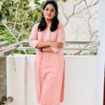 Sruthi Shanmuga Priya Instagram - True power is living the realisation that you are your own healer, hero and leader ✨ Wearing @maybell_india #ethnicwear #indian #kurti #traditional #elegant #selfmade