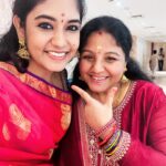 Sruthi Shanmuga Priya Instagram - Such a sweet heart Person you r 😍😍😍 U never changed dr, Love you lot 💕💕💕 Be happy always 💐💐💐 . . . #sreevidhyananjan #sruthi #friendsmeetup❤️✌️ #selfie #movement #smile #happiness #gettogether #function #srideviashok #babyshower