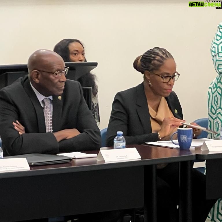 Stacey Plaskett - 125 Likes - Last weekend, my team and I had the opportunity to host a group of local and national stakeholders in the agricultural space for a roundtable discussion on St. Thomas, as well as participate in numerous farm tours.
A very special thank you to:
- Our Virgin Islands farmers, including Tyrone Reid of Smart Life Farms and Shelli Brin of Que Sera Farm who came and shared their input and those who hosted us for our farm tours on Saturday
- UVI’s administrative staff
- Hideaway at Hull Bay – dinner was incredible! Thank you!
At the roundtable, we had an engaging discussion around the unique and common challenges faced by farmers and producers here in the territory.
I would like to thank our roundtable guests, including UVI President Dr. David Hall, USVI Agriculture Commissioner Dr. Louis Petersen, USDA-RD Caribbean Area Director Luis Arroyo as well as Sommer Sibilly-Brown – Founder/Executive Director of VI Good Food Coalition, Richard Campbell - Founder of GeoAg, Harith Wickrema and Dawn Henry - Island Green Living, Aminah Saleem – Chief of Staff, UVI-RT Park, Dr. Usman Adamu – Dean of UVI’s School of Agriculture, Frank Dixon – State Director of the Virgin Islands APEX Accelerator, Lakeisha Hood – USDA State Director (FL & VI), Che Axum – Director of the Center for Urban Agriculture and Gardening Education, Brennan Washington of Sustainable Agriculture Research and Education (SARE), Gabriella Soto-Velez of the National Center for Appropriate Technology, Madison Charles of the USDA Farm Service Agency and many others.