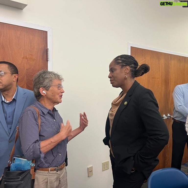 Stacey Plaskett - 125 Likes - Last weekend, my team and I had the opportunity to host a group of local and national stakeholders in the agricultural space for a roundtable discussion on St. Thomas, as well as participate in numerous farm tours.
A very special thank you to:
- Our Virgin Islands farmers, including Tyrone Reid of Smart Life Farms and Shelli Brin of Que Sera Farm who came and shared their input and those who hosted us for our farm tours on Saturday
- UVI’s administrative staff
- Hideaway at Hull Bay – dinner was incredible! Thank you!
At the roundtable, we had an engaging discussion around the unique and common challenges faced by farmers and producers here in the territory.
I would like to thank our roundtable guests, including UVI President Dr. David Hall, USVI Agriculture Commissioner Dr. Louis Petersen, USDA-RD Caribbean Area Director Luis Arroyo as well as Sommer Sibilly-Brown – Founder/Executive Director of VI Good Food Coalition, Richard Campbell - Founder of GeoAg, Harith Wickrema and Dawn Henry - Island Green Living, Aminah Saleem – Chief of Staff, UVI-RT Park, Dr. Usman Adamu – Dean of UVI’s School of Agriculture, Frank Dixon – State Director of the Virgin Islands APEX Accelerator, Lakeisha Hood – USDA State Director (FL & VI), Che Axum – Director of the Center for Urban Agriculture and Gardening Education, Brennan Washington of Sustainable Agriculture Research and Education (SARE), Gabriella Soto-Velez of the National Center for Appropriate Technology, Madison Charles of the USDA Farm Service Agency and many others.