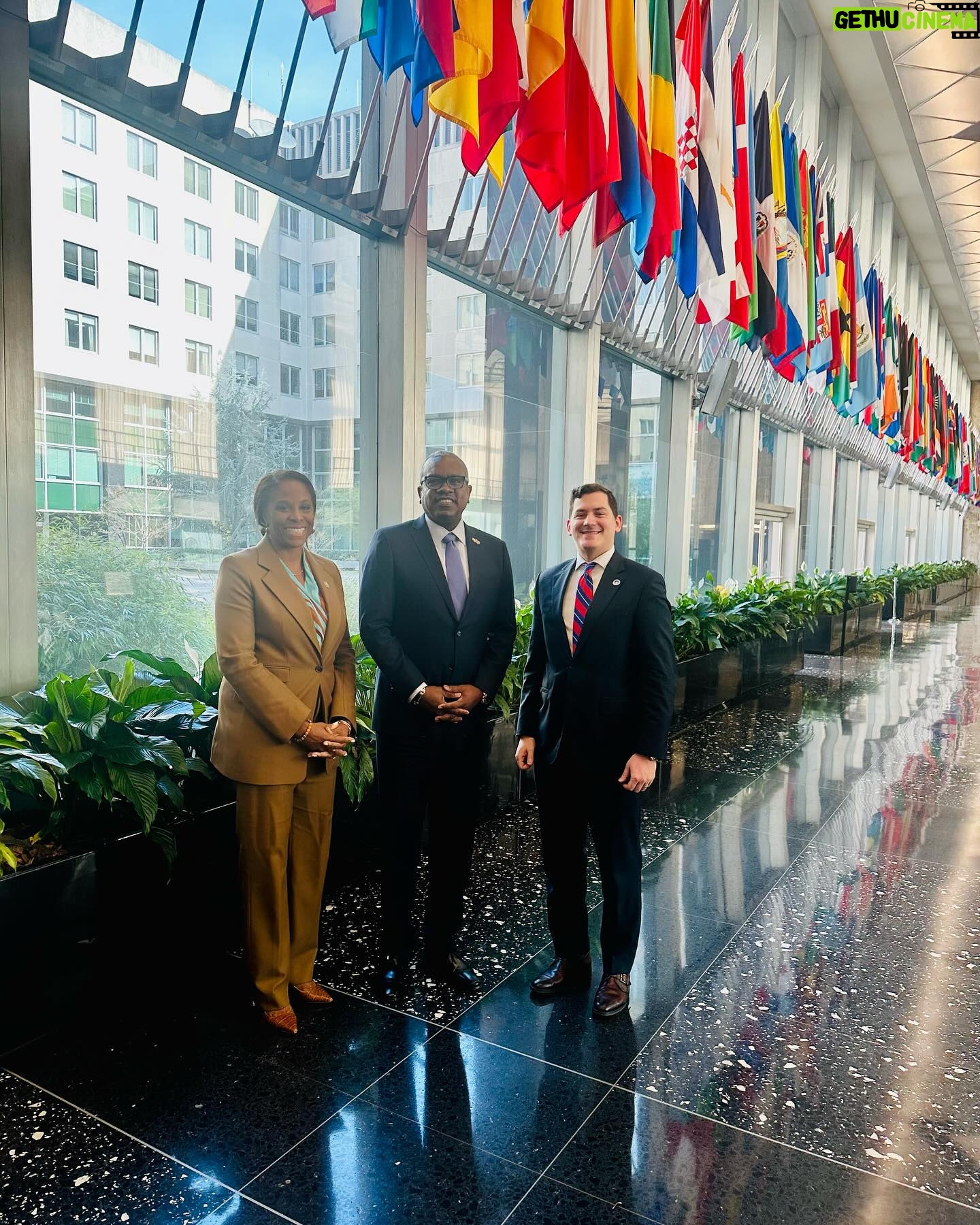 Stacey Plaskett - 178 Likes - Today’s meeting at the U.S. State Department with Governor Bryan, his team and Daniel Ricchetti, Deputy Special Representative for City and State Diplomacy.
