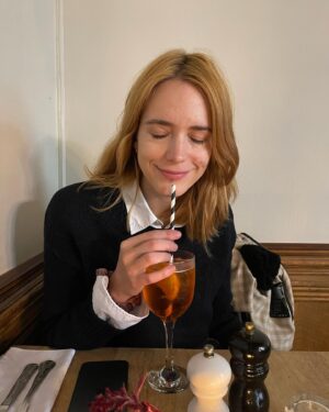 Stacy Martin Instagram - Always match your hair to your drink 🍹🧡