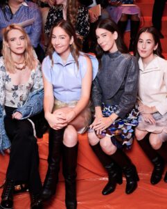 Stacy Martin Instagram - Merci infiniment @nicolasghesquiere @louisvuitton 🧡 un défilé tout en poésie et beauté. You did it again 🔥