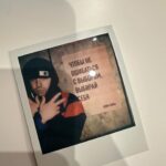 Stasya Miloslavskaya Instagram - у меня сегодня день рождения,но этот пост будет не обо мне,а про окружающих меня людей. я очень богатая. порой,мне кажется,что я богатейший человек в мире по версии журнала Forbes. Да что уж там-по версии всех журналов мира. инстаграм не дает мне возможность устроить здесь длиннющую праздничную карусель,но это не значит,что на этом моя любовь заканчивается))) У моей любви,в отличие от инстаграма-ограничений никаких нет. Её столько,что мне кажется-хватит на всю планету. И,может,на соседнюю тоже. Спасибо всем,с кем мы соприкасались на протяжении этого года,с кем плакали,с кем пели,с кем пили,с кем говорили до утра,с кем гуляли,с кем молчали,провожали закат на море или гуляли по парку,решали неподъемные задачи,тепло обнимались,ну и,конечно,исполняли всякое разное. (Вы,к кому я обращаюсь сейчас-точно знаете,что это про вас.Уверенна,вы это чувствуете) Мне 29,но меня не покидает ощущение,что я только начинаю жить.Восторг)) *играет песня Нюши-выбирать чудо» 💕